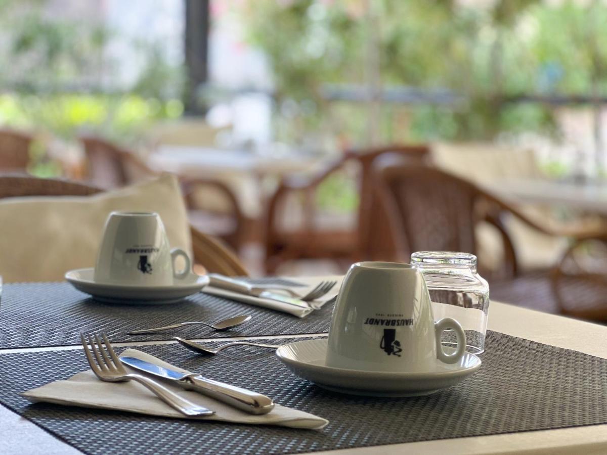 Hotel Marina Torri del Benaco Kültér fotó