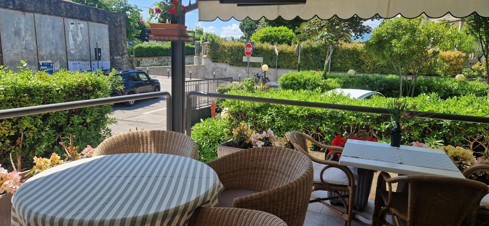 Hotel Marina Torri del Benaco Kültér fotó