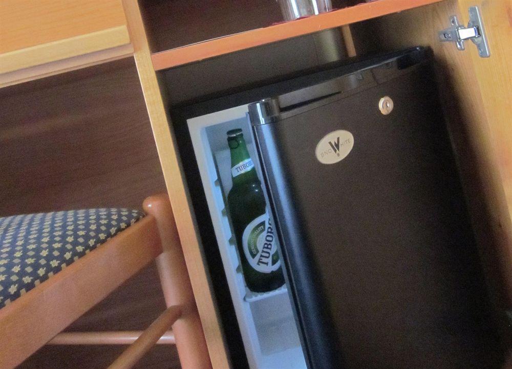Hotel Marina Torri del Benaco Kültér fotó